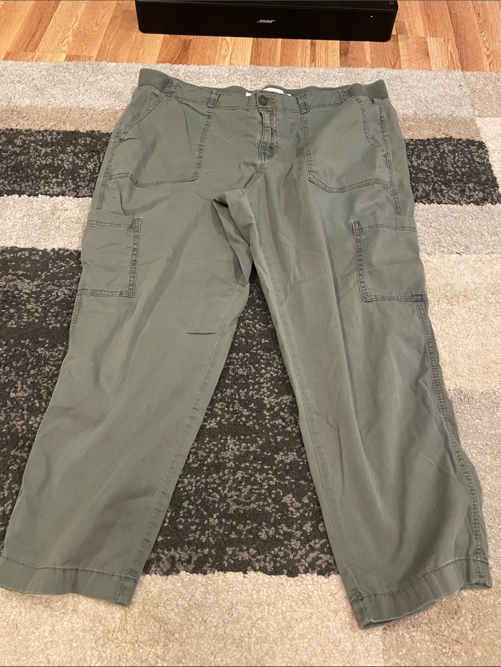 Sonoma Olive Green Cropped Cargo Pants